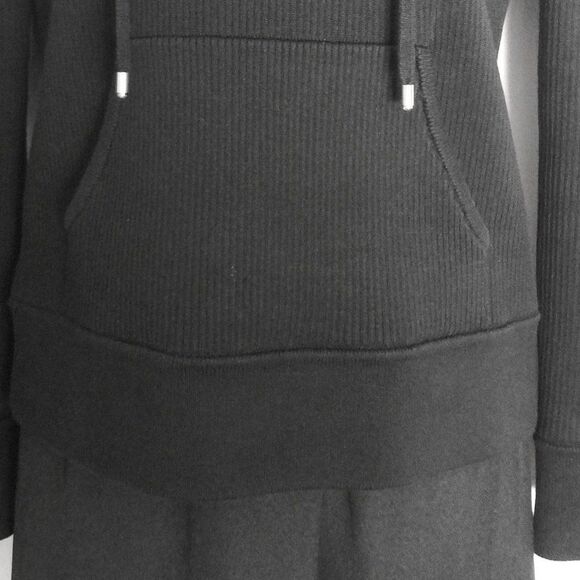 Dana Buchman Black Long Sleeve Sweater Size Medium Front Lace Detail Knit Top - Picture 4 of 7